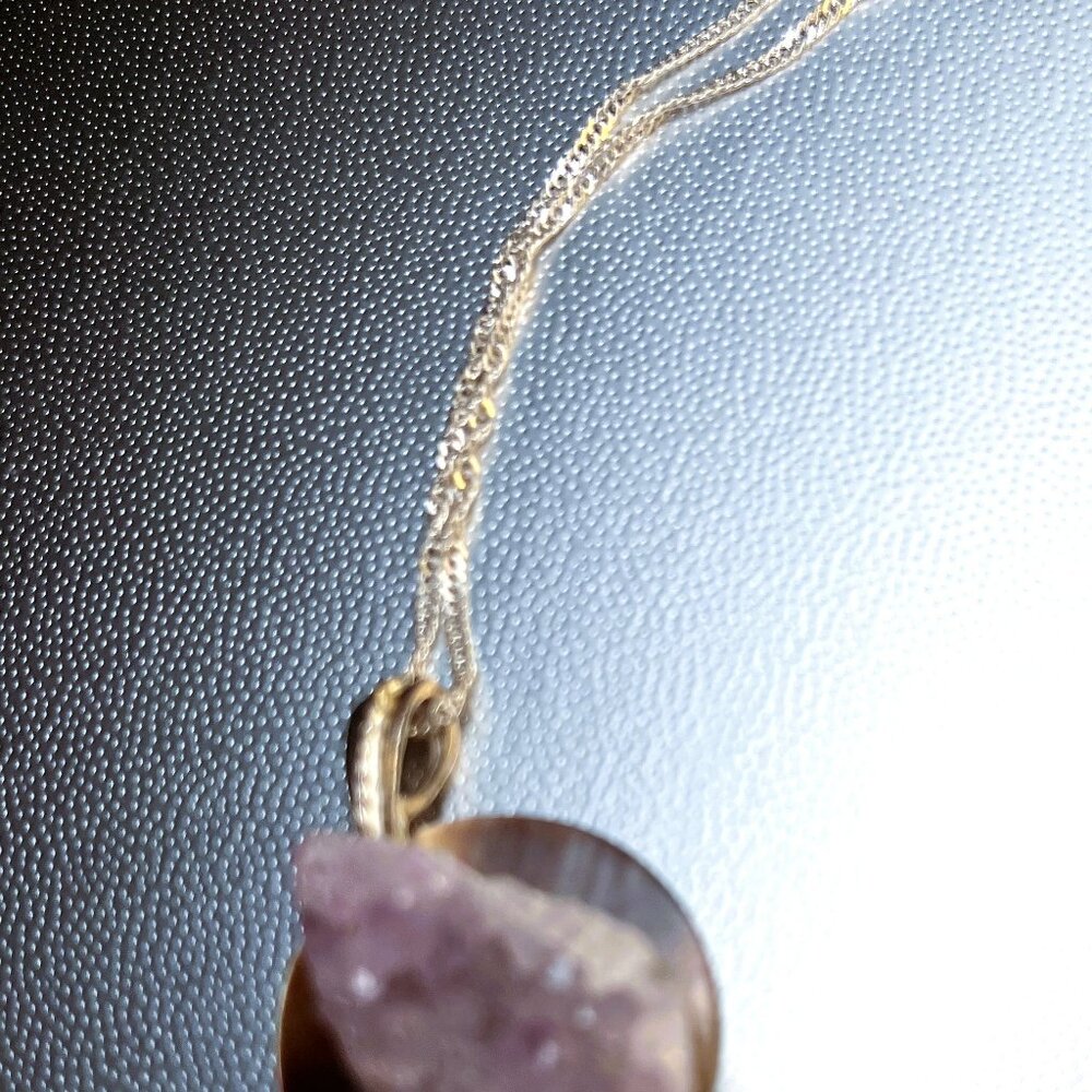 NWT Amethyst Crystal Pendant Silver Necklace